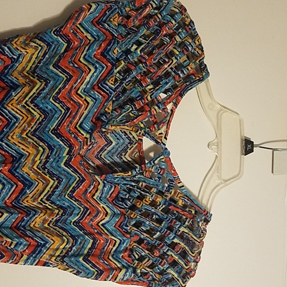 Chevron Romper - Picture 4 of 4